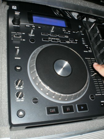 DJ GUGA